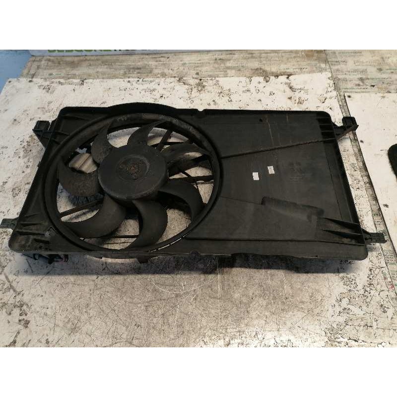 Recambio de electroventilador para ford focus berlina (cap) 1.6 tdci cat referencia OEM IAM 0130303930 3M5H8C607RD 