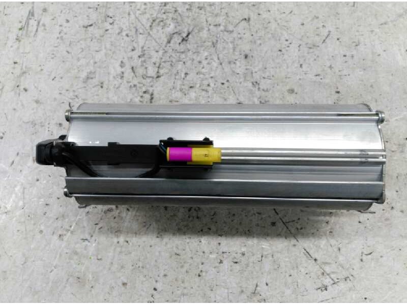 Recambio de airbag delantero derecho para volkswagen golf iv berlina (1j1) conceptline referencia OEM IAM 1J0880204K  