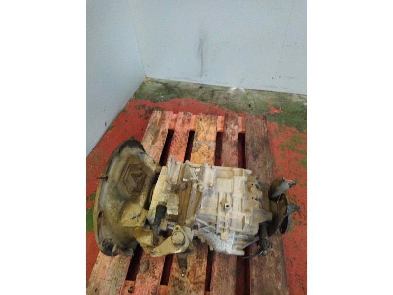 Recambio de caja cambios para nissan trucks atleon 140 referencia OEM IAM S542 1307050106 32010D8901