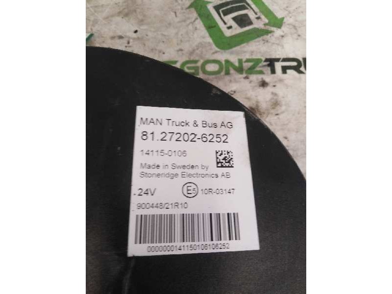 Recambio de cuadro instrumentos para man tgx 18.xxx fg / 4x2 bl xl referencia OEM IAM 81272026252  