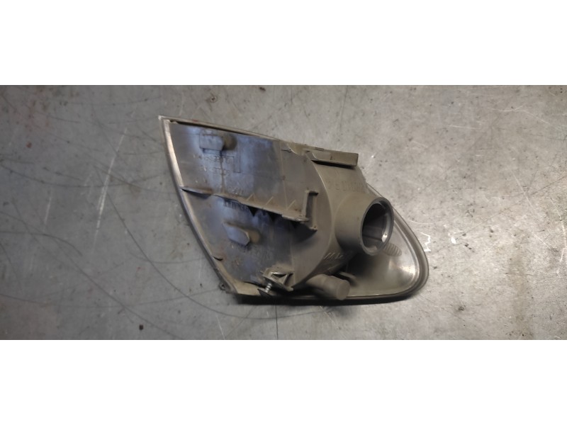 Recambio de piloto delantero izquierdo para renault megane i classic (la0) referencia OEM IAM 7700831466  