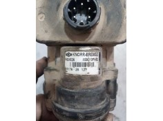 Recambio de valvula aire para daf serie xf105.xxx fsa 4x2 space-cab referencia OEM IAM AE4526  VALVULA SEXTUPLE 2