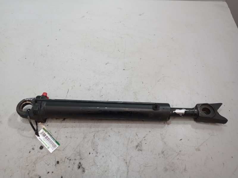 Recambio de brazo elevacion cabina para renault magnum ab 2005 12.8 diesel referencia OEM IAM 5010629264  