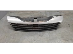 Recambio de rejilla delantera central para renault laguna ii (bg0) expression referencia OEM IAM    2