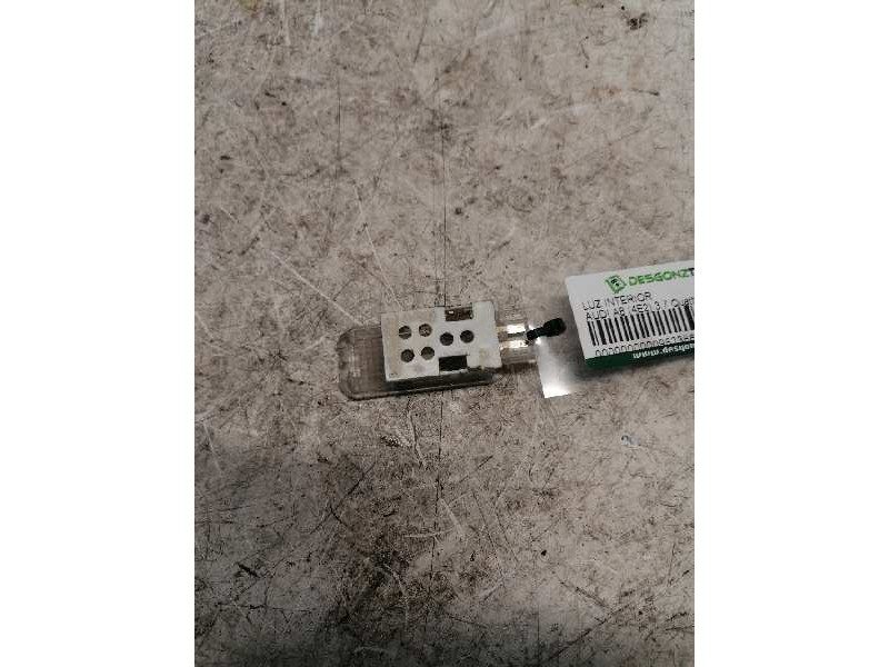 Recambio de luz interior para audi a8 (4e2) 3.7 quattro referencia OEM IAM   2 PINS