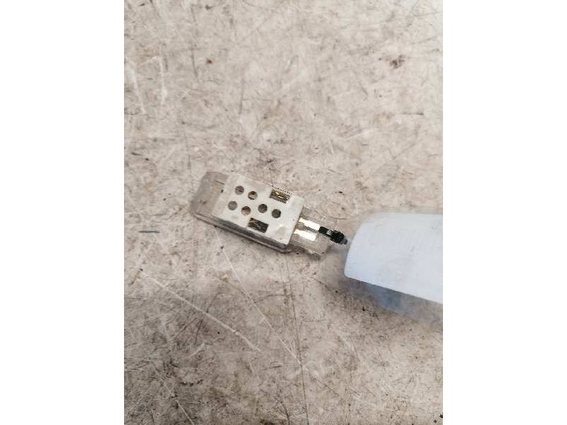 Recambio de luz interior para audi a8 (4e2) 3.7 quattro referencia OEM IAM   2 PINS