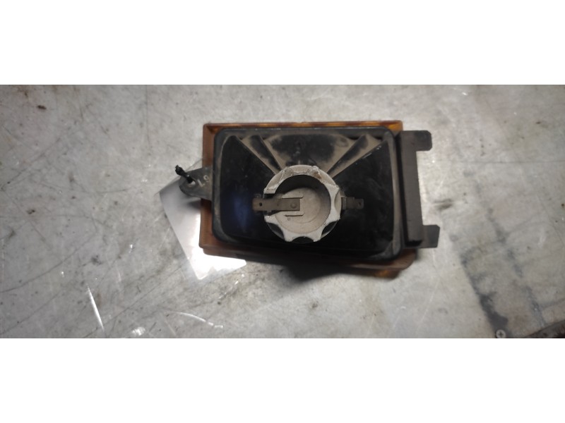 Recambio de piloto delantero derecho para renault master 2.2 cat referencia OEM IAM   