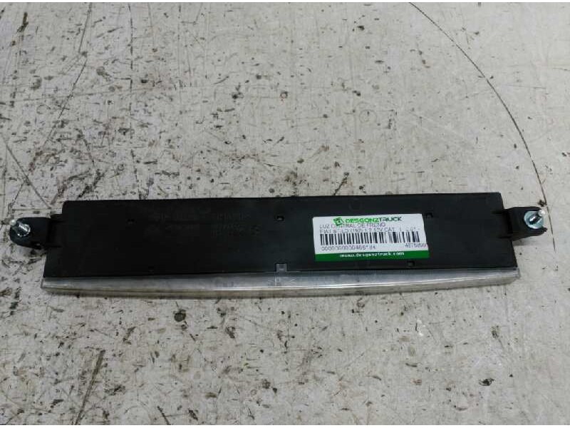 Recambio de luz central de freno para fiat stilo (192) 1.2 16v cat referencia OEM IAM 46758991  