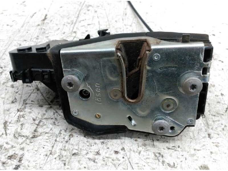 Recambio de cerradura puerta trasera izquierda para bmw serie 3 berlina (e46) 2.0 24v referencia OEM IAM   