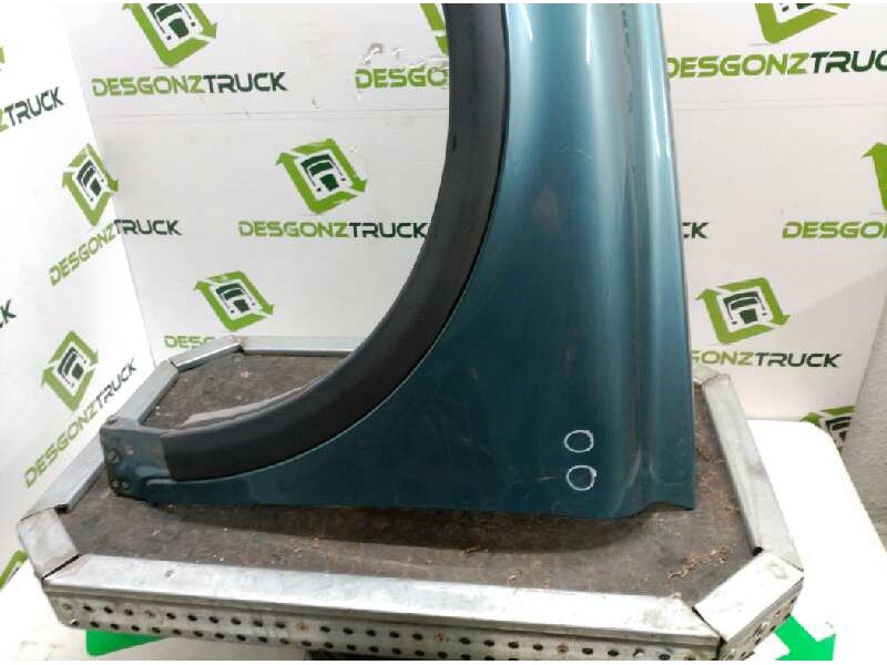 Recambio de aleta delantera izquierda para volvo c30 d5 r-design referencia OEM IAM   