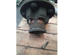 Recambio de buje delantero para renault maxity 2.5 diesel referencia OEM IAM 40204MA50A   2