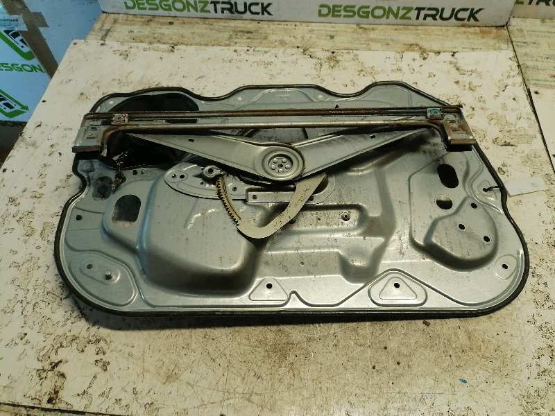 Recambio de elevalunas delantero derecho para ford focus berlina (cap) 1.6 tdci cat referencia OEM IAM 4M51A203A28BG  