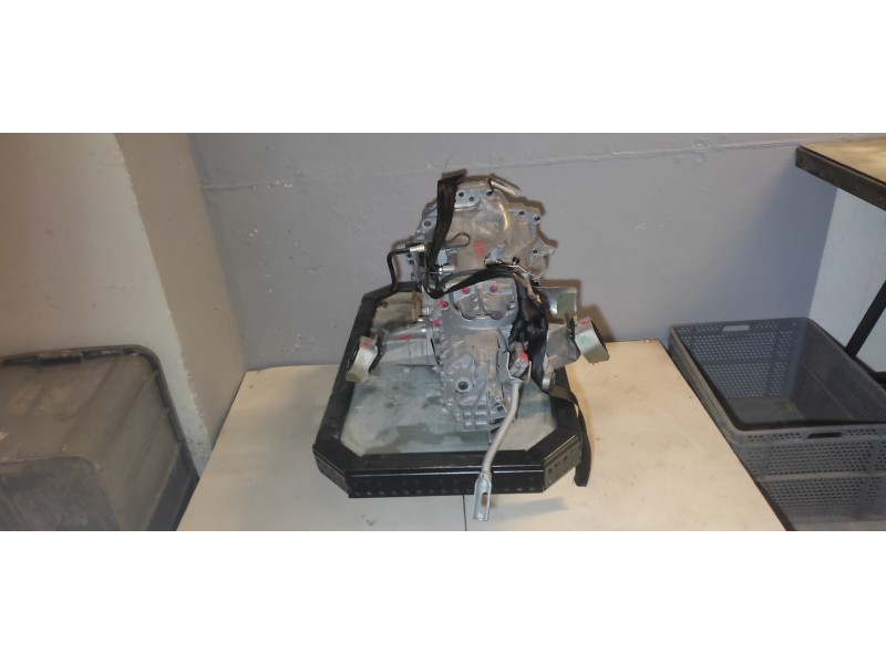 Recambio de caja cambios para audi a6 berlina (c4) 2.5 tdi referencia OEM IAM CVL  