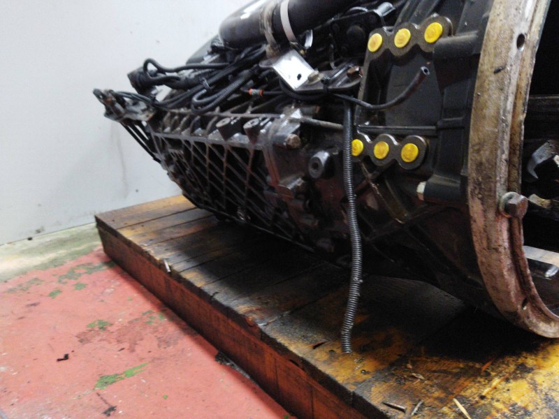 Recambio de caja cambios para renault magnum ab 2005 12.8 diesel referencia OEM IAM 16S2521TD 1343051006 5010613877