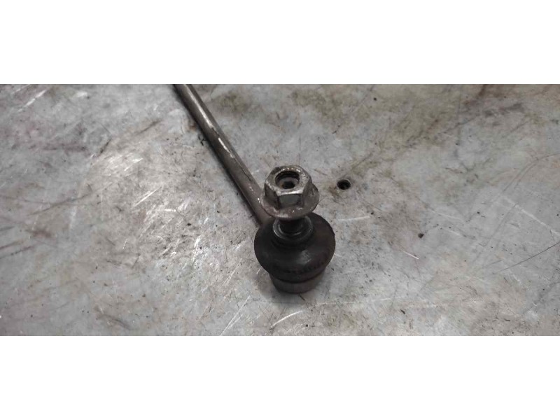 Recambio de bieleta barra estabilizadora delantera para volkswagen golf v berlina (1k1) conceptline (e) referencia OEM IAM   