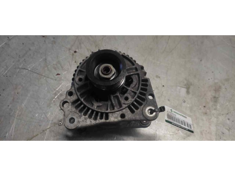 Recambio de alternador para volkswagen golf iv berlina (1j1) básico referencia OEM IAM 0123320034 037903025C BOSCH