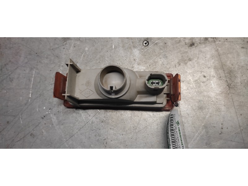 Recambio de piloto delantero derecho para renault rapid/express (f40) 1.1 referencia OEM IAM   