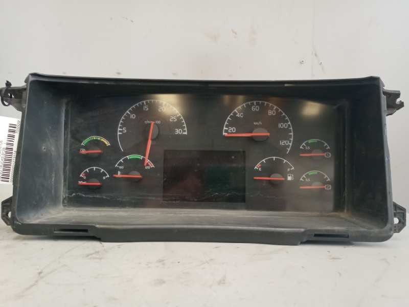 Recambio de cuadro instrumentos para volvo trucks b12b referencia OEM IAM 70329295  