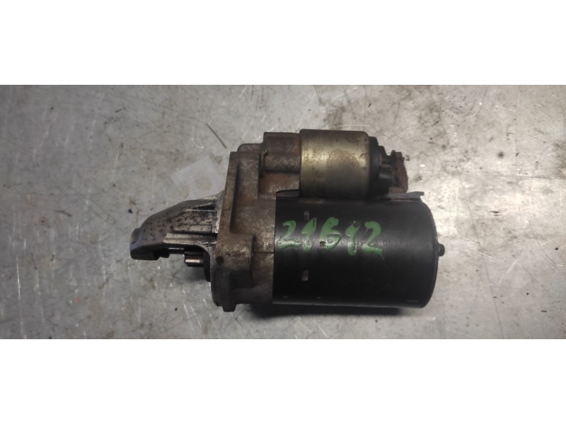 Recambio de motor arranque para ford fiesta (cbk) ambiente referencia OEM IAM 0001107417  10 DIENTES