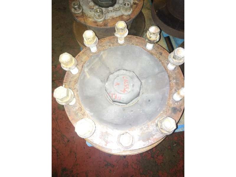 Recambio de buje delantero para renault premium route 2006 fas 4x2gv larga distancia referencia OEM IAM 7421022433  