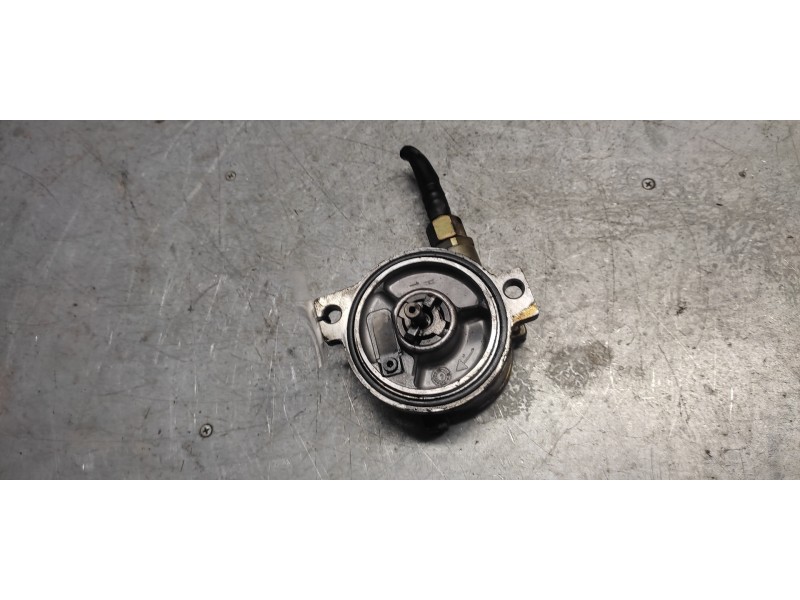 Recambio de depresor freno / bomba vacio para opel kadett e 1.7 diesel referencia OEM IAM 90285416  