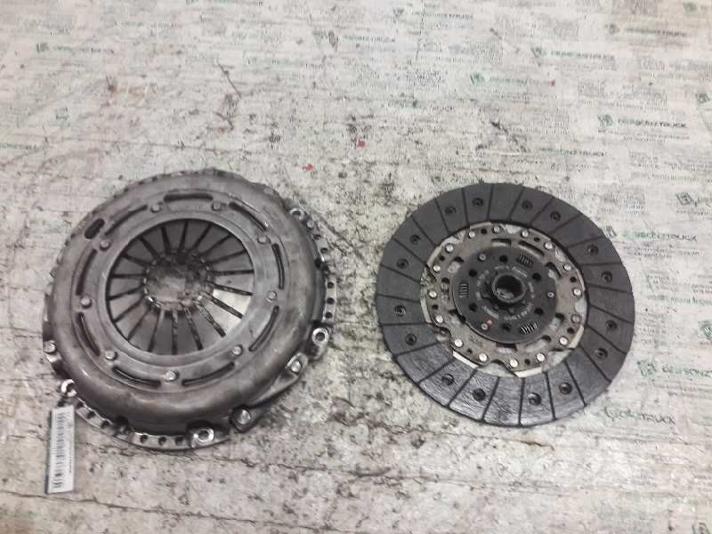Recambio de kit embrague para ford focus lim. (cb8) titanium referencia OEM IAM AV617563CB 063082001106 AV617550C1B