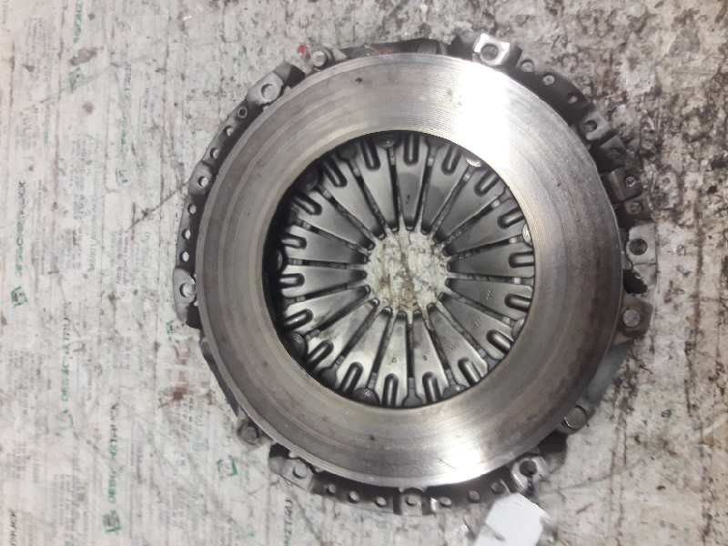 Recambio de kit embrague para ford focus lim. (cb8) titanium referencia OEM IAM AV617563CB 063082001106 AV617550C1B