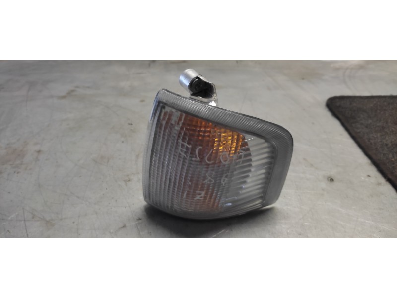 Recambio de piloto delantero izquierdo para ford escort berlina 1.3 referencia OEM IAM   