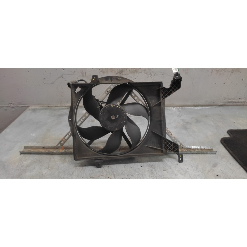 Recambio de electroventilador para mitsubishi carisma berlina 5 (da0) 1900 di-d comfort referencia OEM IAM 8240276  