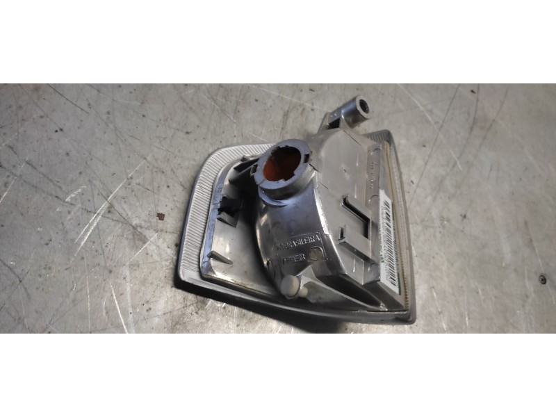 Recambio de piloto delantero izquierdo para ford escort berlina 1.3 referencia OEM IAM   