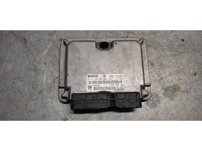 Recambio de centralita motor uce para opel vectra b berlina 2.0 dti referencia OEM IAM 0281001634 90569348 