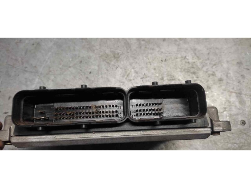 Recambio de centralita motor uce para opel vectra b berlina 2.0 dti referencia OEM IAM 0281001634 90569348 