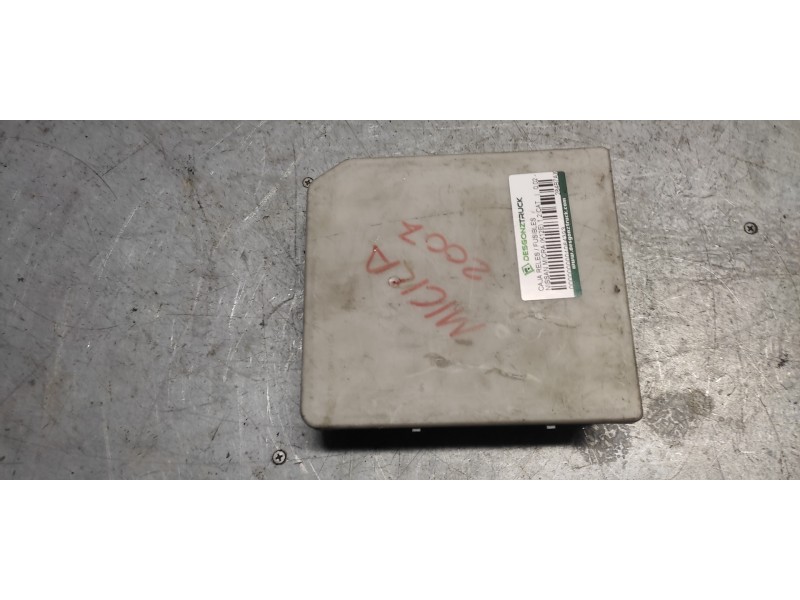 Recambio de caja reles / fusibles para nissan micra (k12e) 1.2 cat referencia OEM IAM 284B7AX61A  