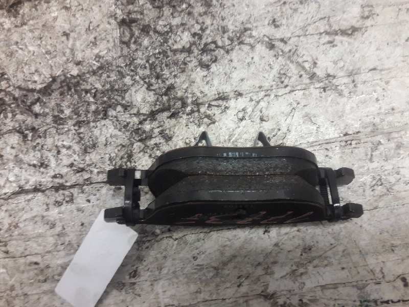 Recambio de pastillas de freno delanteras para ford focus lim. (cb8) titanium referencia OEM IAM AV612K021B F4273FF 