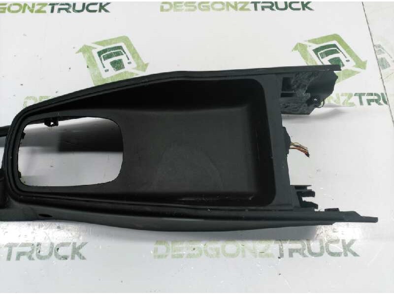 Recambio de guarnecidos palanca cambio para seat toledo (1m2) select referencia OEM IAM NVE86860  