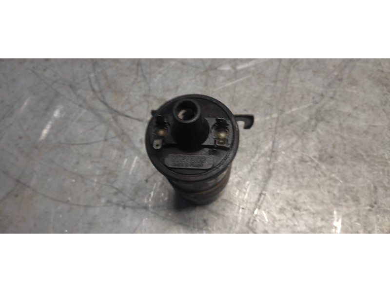 Recambio de bobina encendido para peugeot 205 berlina referencia OEM IAM 520015  