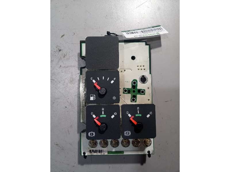 Recambio de cuadro instrumentos para volvo trucks b12b referencia OEM IAM 70329238  