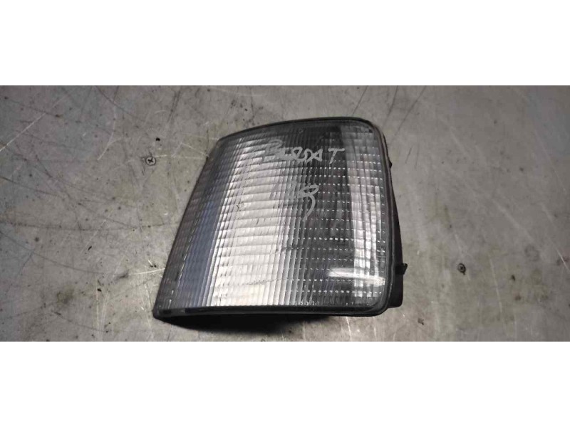 Recambio de piloto delantero izquierdo para volkswagen passat berlina (3a2) 1.8 referencia OEM IAM   