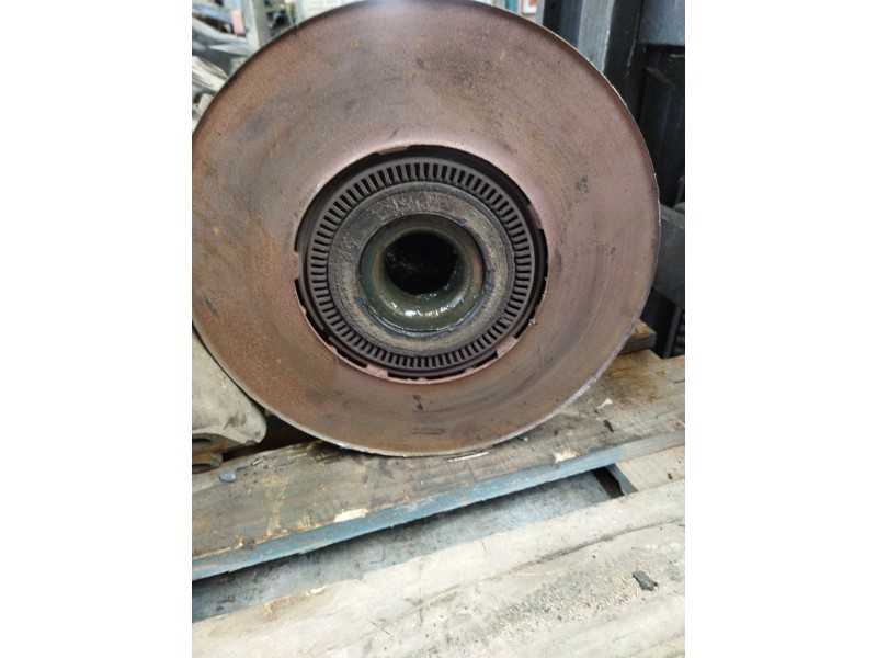 Recambio de buje delantero para daf serie lf45 desde 01 5.9 diesel referencia OEM IAM   