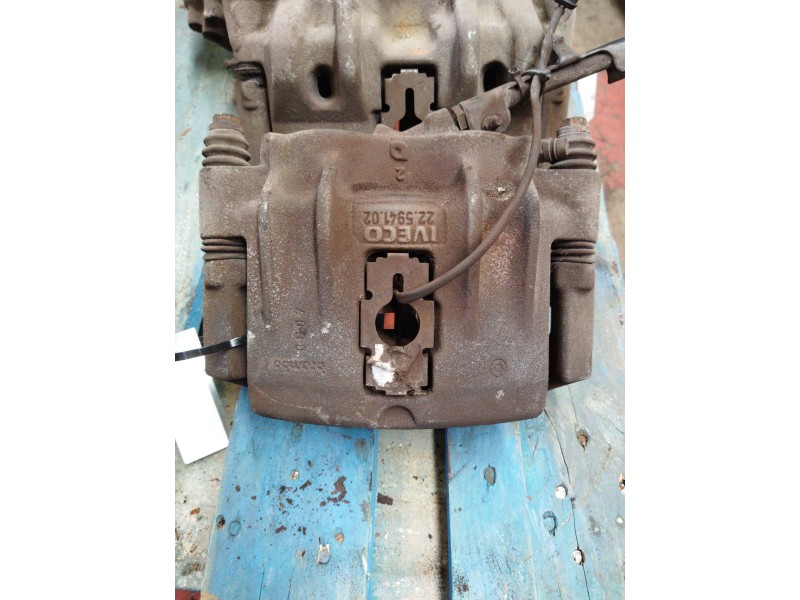 Recambio de pinza freno delantera derecha para iveco daily chasis- cabina (1999 =>) referencia OEM IAM 42470848 22594102 