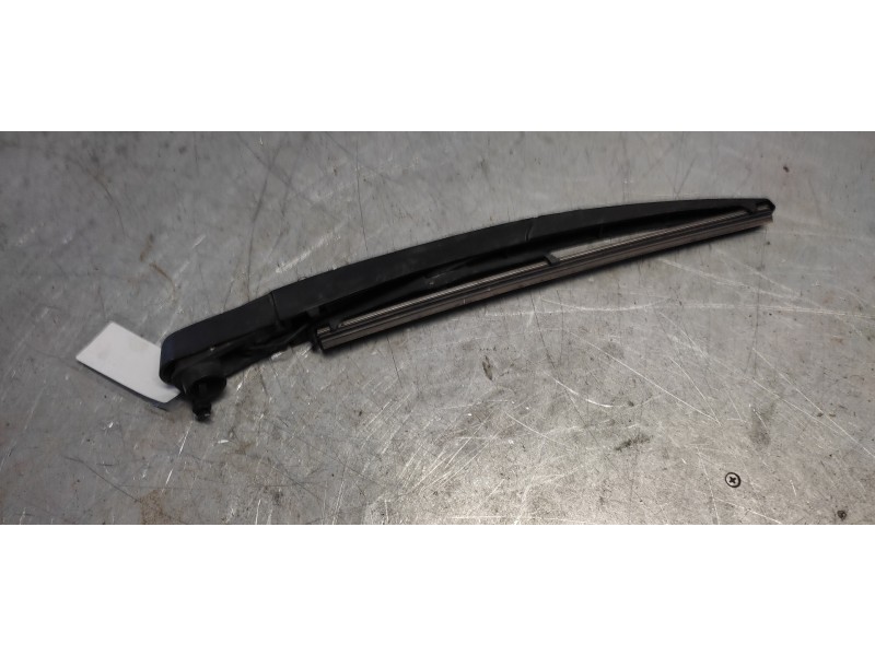 Recambio de brazo limpia trasero para dacia sandero referencia OEM IAM   