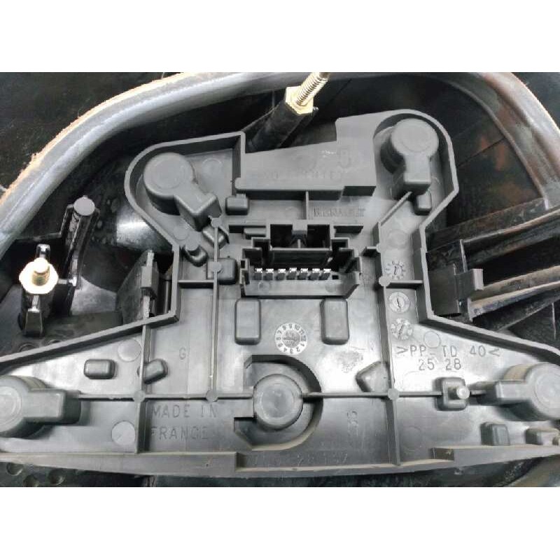 Recambio de piloto trasero izquierdo para renault megane i berlina hatchback (ba0) 1.6e europa referencia OEM IAM 7701040648  