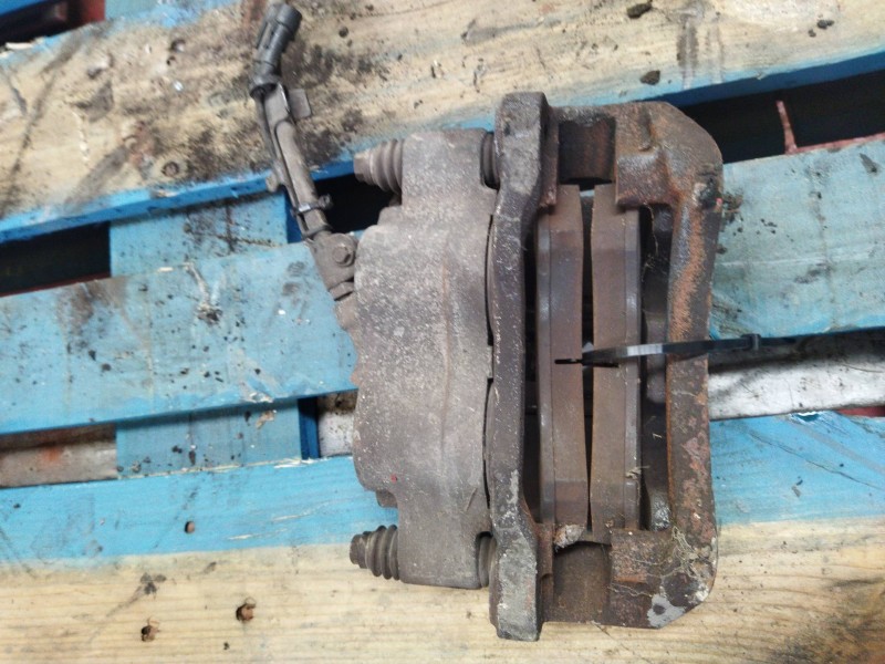 Recambio de pinza freno delantera izquierda para iveco daily chasis- cabina (1999 =>) referencia OEM IAM 22594101  