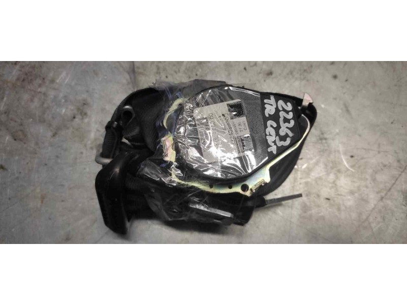 Recambio de cinturon seguridad trasero central para dacia sandero referencia OEM IAM 622488800D  