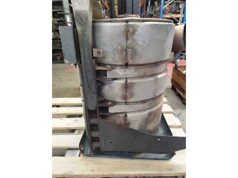 Recambio de catalizador para renault magnum ab 2005 12.8 diesel referencia OEM IAM 7420579353  