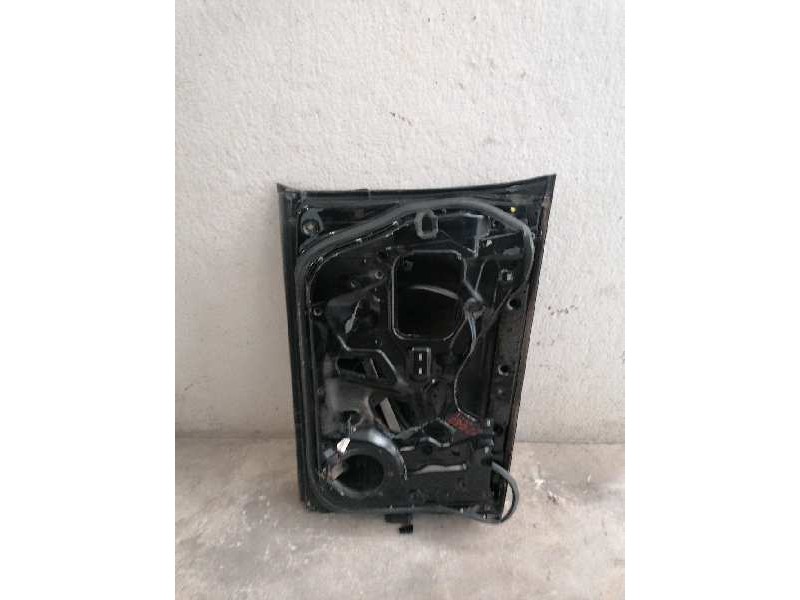 Recambio de puerta delantera izquierda para audi a4 berlina (8e) 2.5 tdi quattro (132kw) referencia OEM IAM   