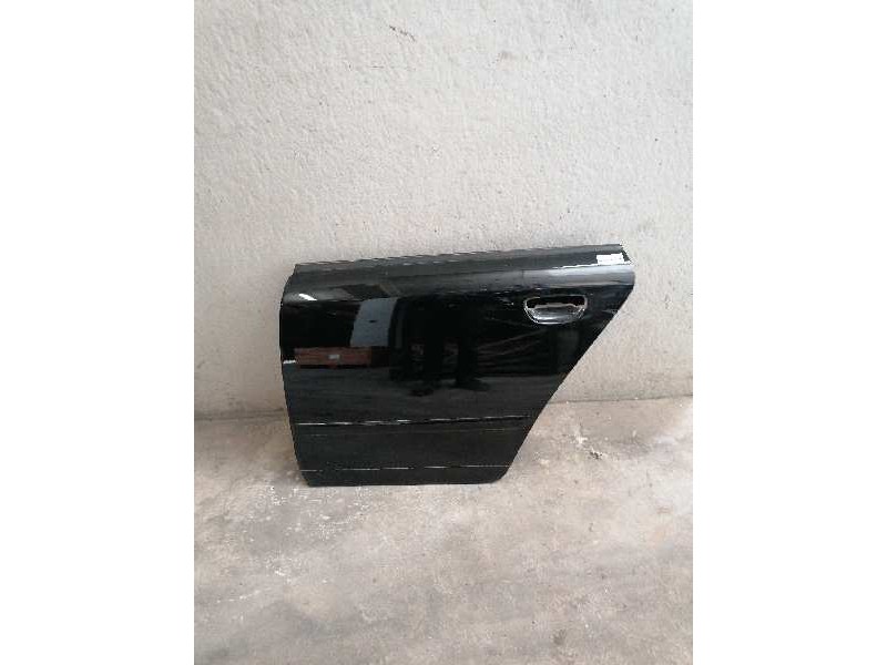 Recambio de puerta trasera izquierda para audi a4 berlina (8e) 2.5 tdi quattro (132kw) referencia OEM IAM   