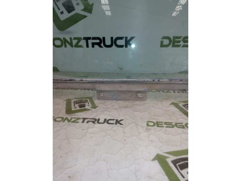 Recambio de luna delantera derecha para renault trucks mascott 90 (86cv) referencia OEM IAM   