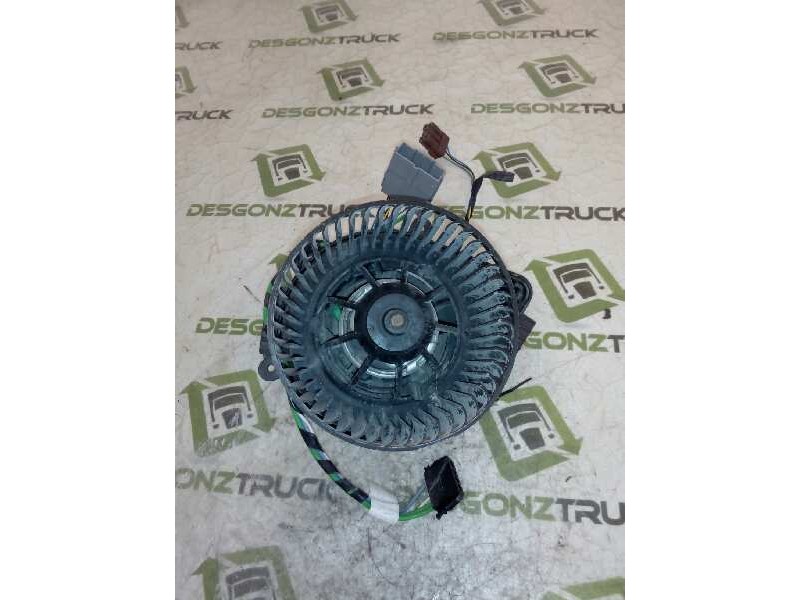 Recambio de motor calefaccion para renault trucks mascott 90 (86cv) referencia OEM IAM 133974W  