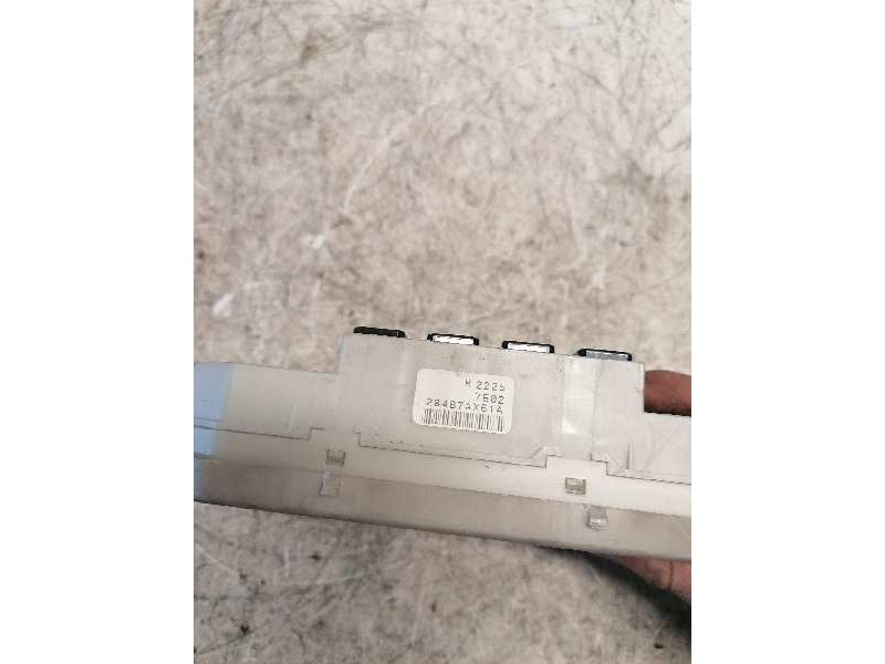 Recambio de caja reles / fusibles para nissan micra (k12e) acenta referencia OEM IAM 284B7AX61A  